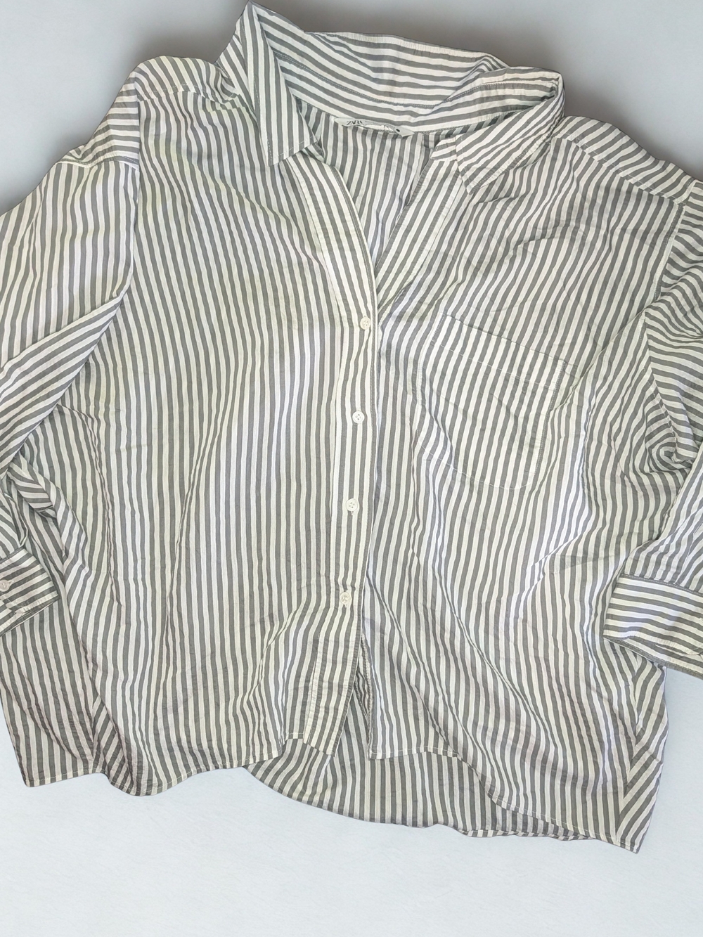 Zara Striped Button-Down Shirt in White and Gray